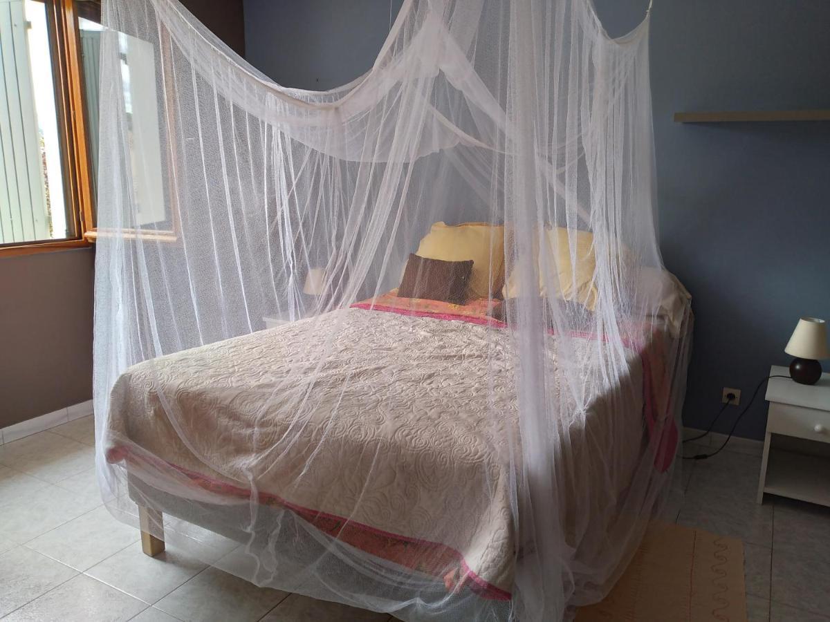 Chambre Soleiade Laroque  Экстерьер фото